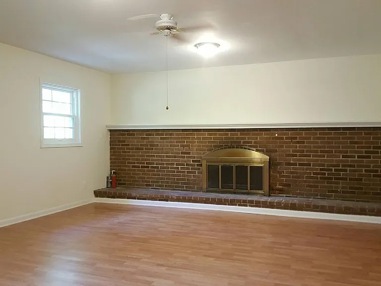 11822 Triple Crown Rd — Photo 13