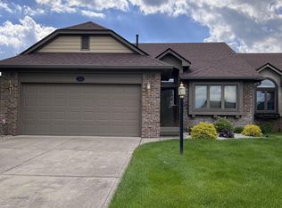 326 Kilpatrick Ct, Edinburgh, IN 46124