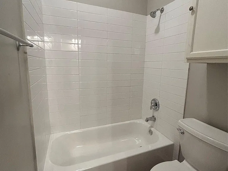 2814 Nueces St #106 — Photo 5