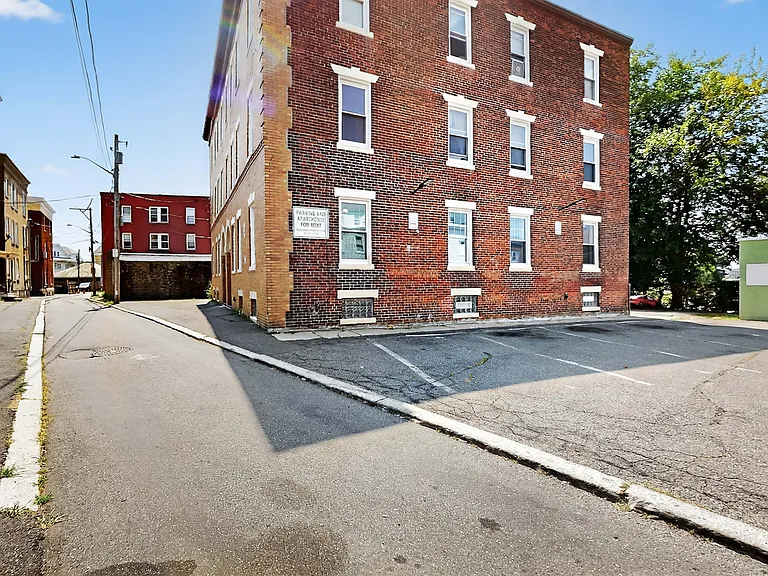 10 Porter Street Ct #1L — Photo 11
