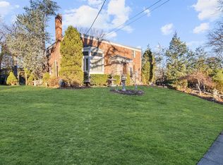 83 Chadwick Rd, Teaneck, NJ 07666