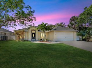 1301 Carlton Ct, Fort Pierce, FL 34949