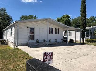 5817 Navaho Ct, Zephyrhills, FL 33542