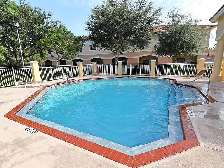 5075 SE Mariner Garden Cir — Photo 18