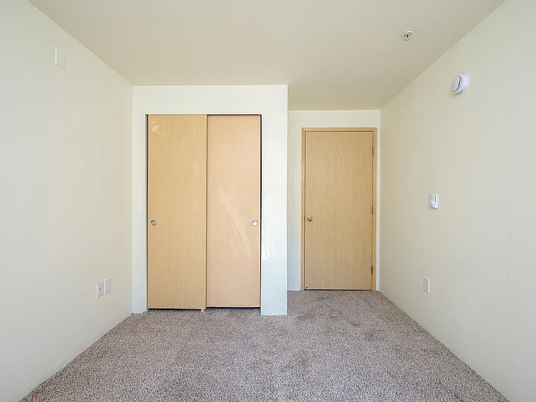 Woodridge Apartments — Photo 7