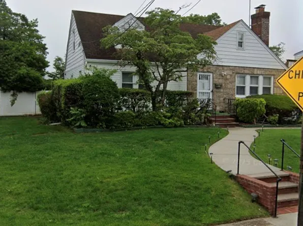 92 Melvin Avenue, West Hempstead, NY 11552