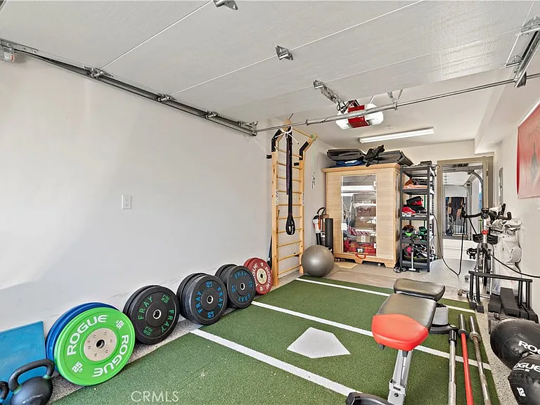 415 Marguerite Ave — Photo 32