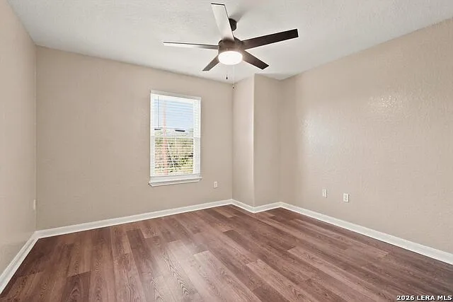 1452 Lakeview Dr — Photo 18