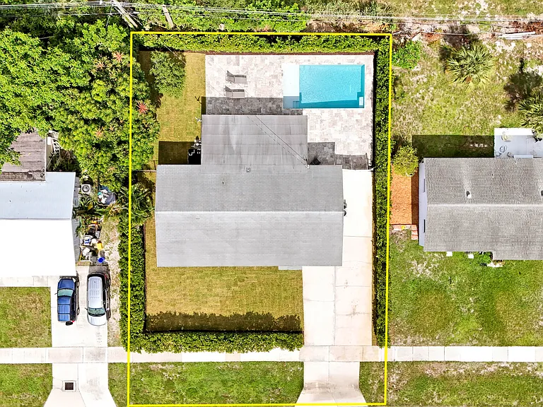 816 Juniper Dr — Photo 24
