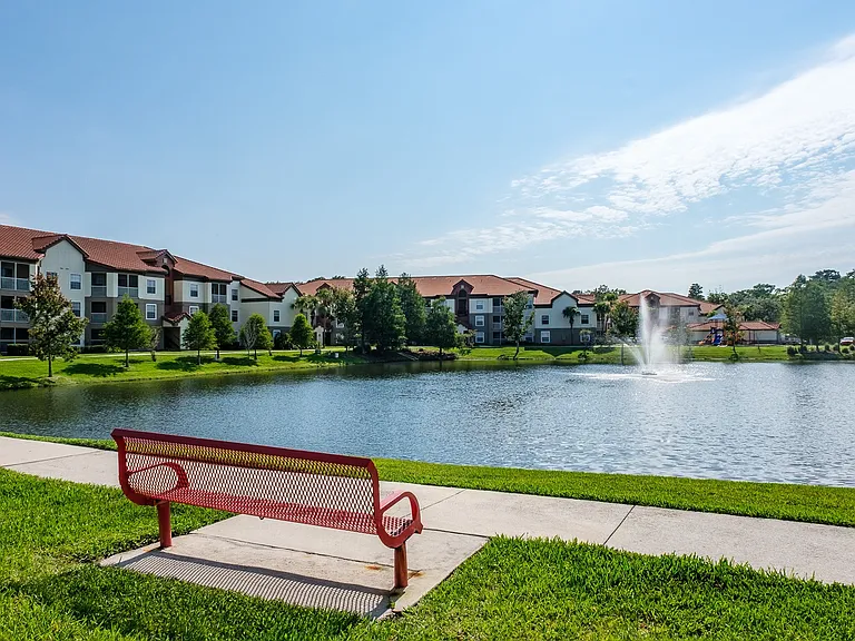 The Landings at Boot Ranch | Palm Harbor FL | Walking Trail Surrounding Beautiful Water Feature