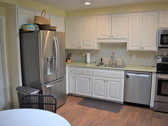 5th image of 135 Ebano Ct