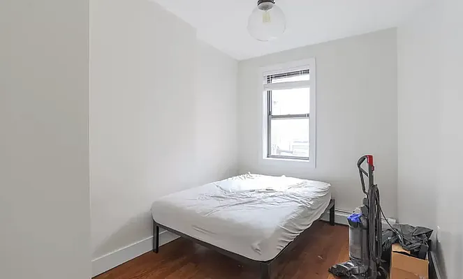 Rented by Hagstrom Management Inc | media 30