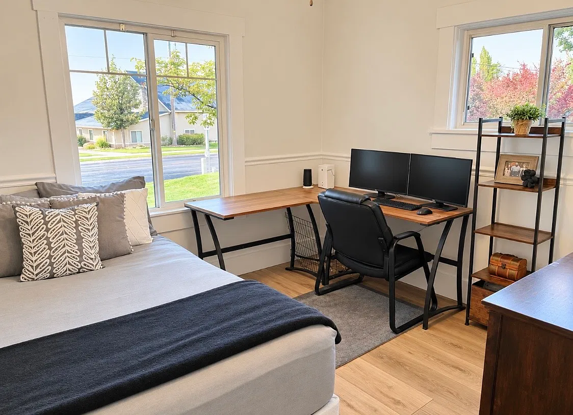 3 bed, 1824 sqft, $2,100 — Photo 4