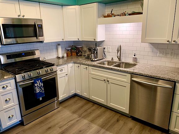 4th image of 570 Kenbrook Dr