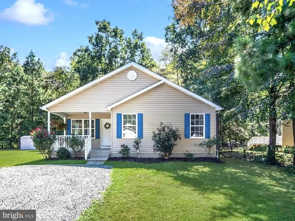 238 12th St, Colonial Beach, VA 22443