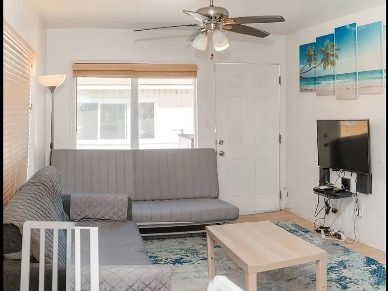 712 1/2 Zanzibar Ct #712.5 — Photo 9