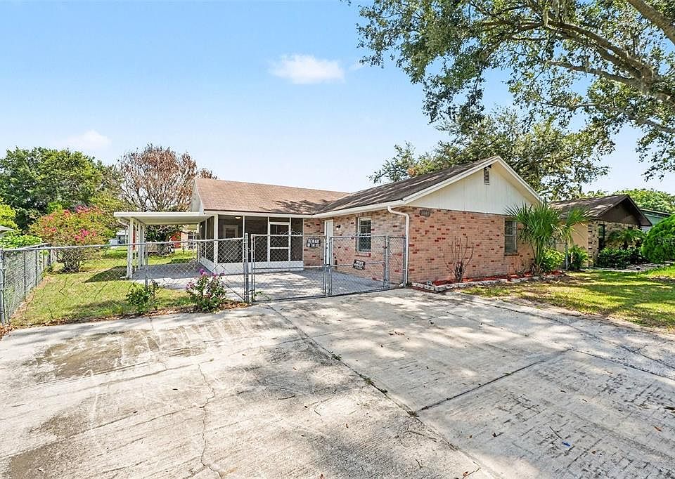 1st image of 2047 SOMERVILLE DRIVE N