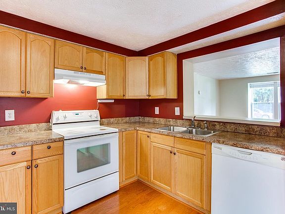 5th image of 14615 Cheverly Ct