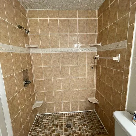 2201 Cascades Blvd #302 — Photo 6
