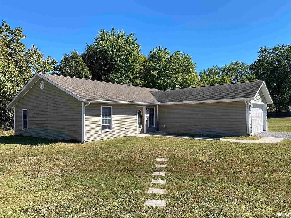 112 Townhouse Dr, Carterville, IL 62918 Zillow