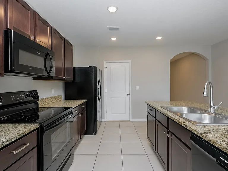 14133 Arbor Pines Dr — Photo 6