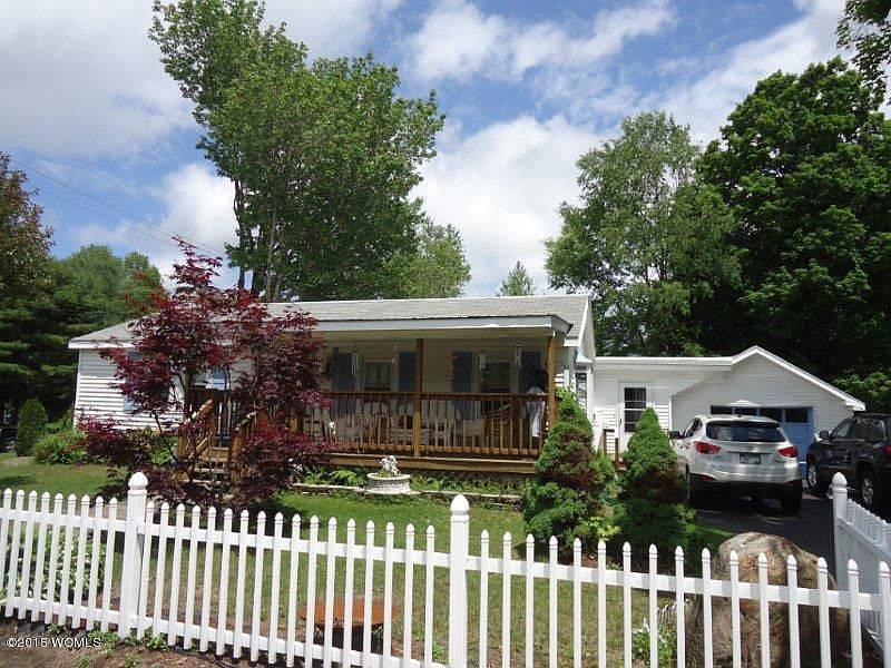 1st image of 1004 E River Dr