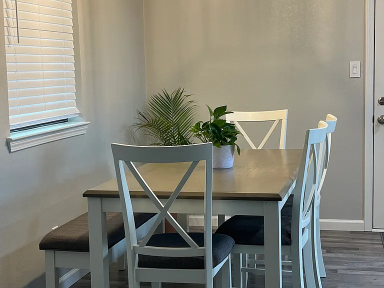 101 Spring Oak St — Photo 6