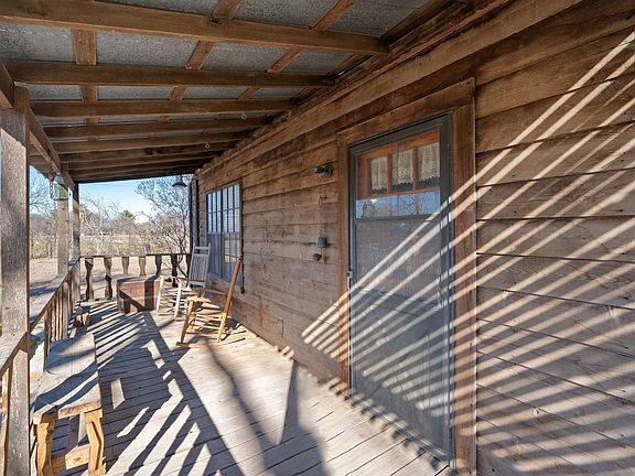 3rd image of 93 Gaila Ln