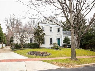 143 Hesketh St, Chevy Chase, MD, 20815