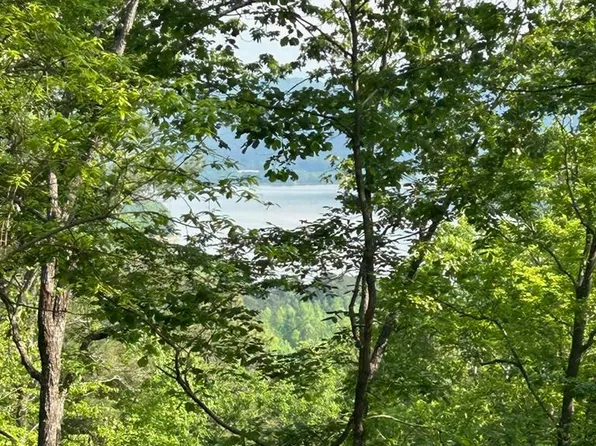 324 Adair Dr NE, Ranger, GA 30734