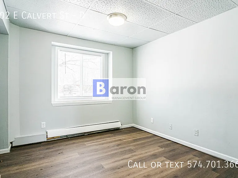 202 E Calvert St #D — Photo 2