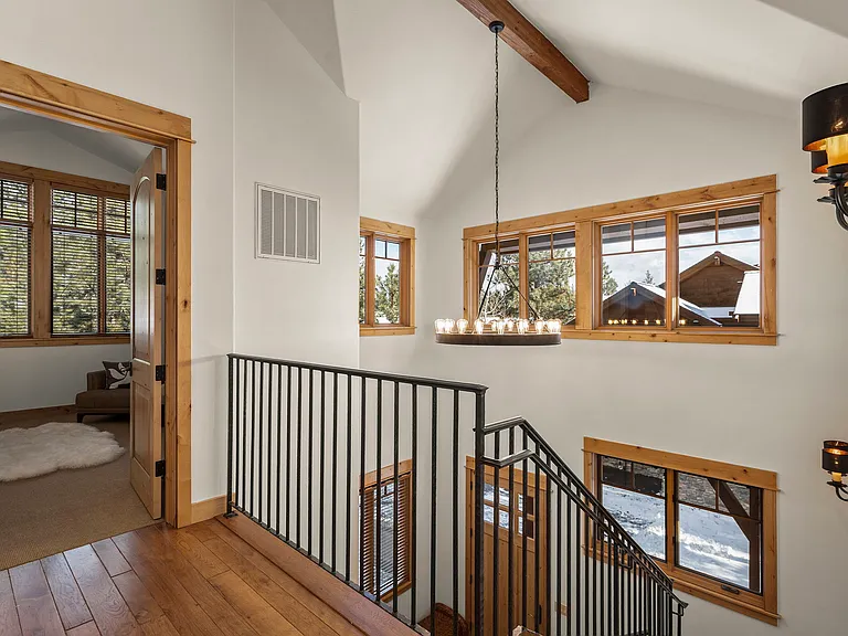 10247 Valmont Trl — Photo 21
