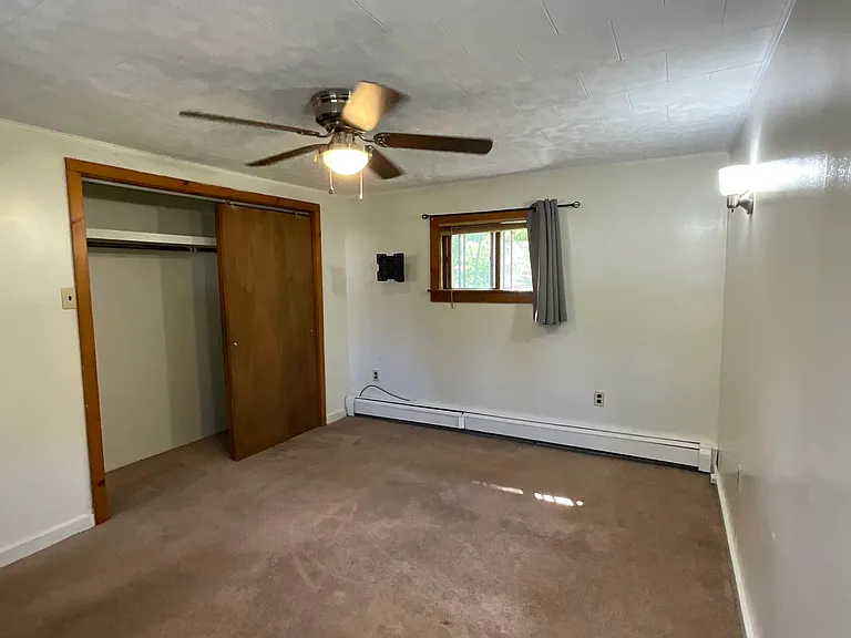 1024 Delaware Dr — Photo 5