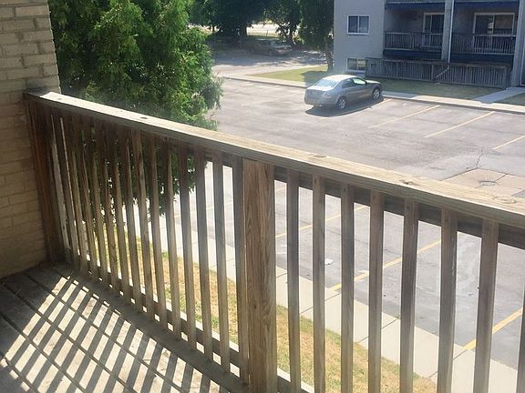4th image of 1117 Lathers St APT 25