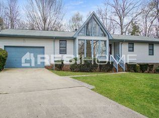 102 Downea Cir, Huntsville, AL 35811