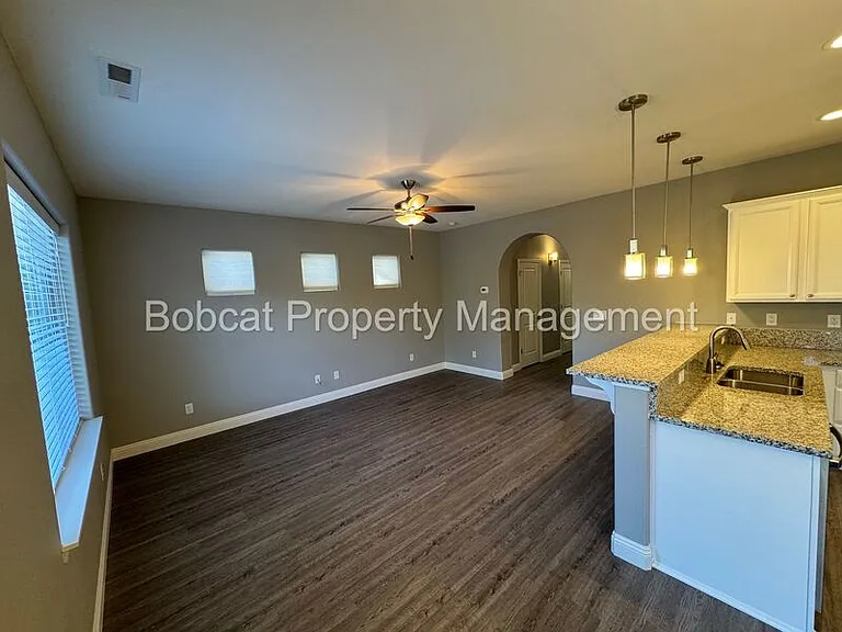 1288 Handelin Rd — Photo 10
