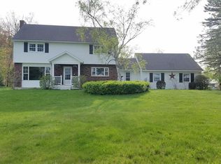 22 Belmont Dr, Jay, ME 04239