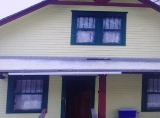 316 3rd St W, Roundup, MT 59072