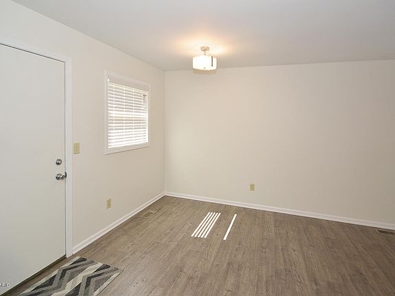 5th image of 57760 Rumshire Dr