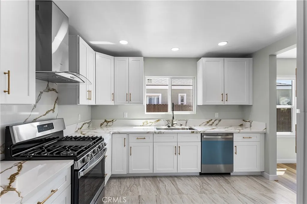 5 bed, 1206 sqft, $3,800 — Photo 4