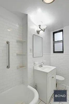 Rented by Bond New York | media 9