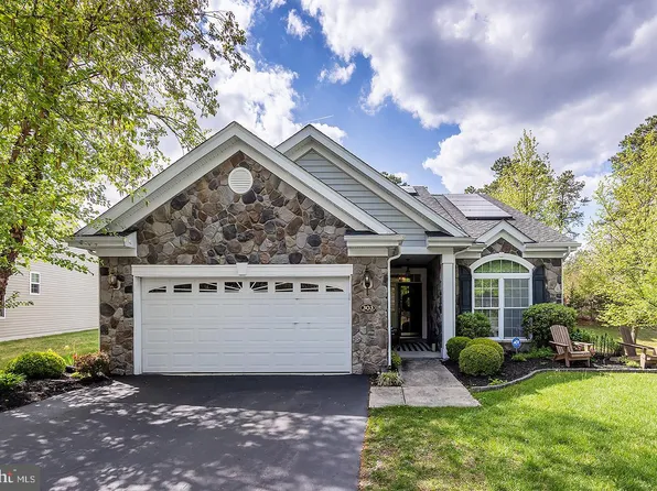 303 Bittlewood Ave, Berlin, NJ 08009