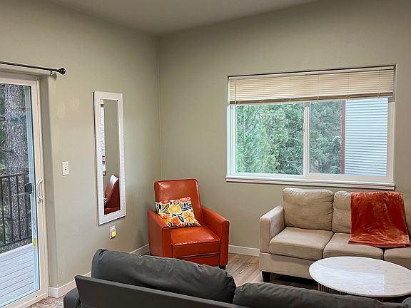 4th image of 128 Saddle Loop APT B