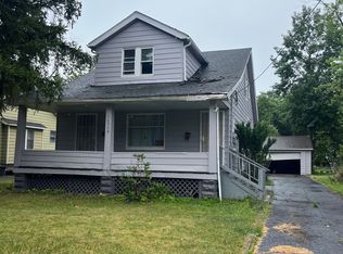 16008 Raymond St #2, Maple Heights, OH 44137