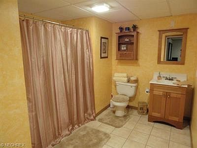 5th image of 3138 Stockbridge Dr