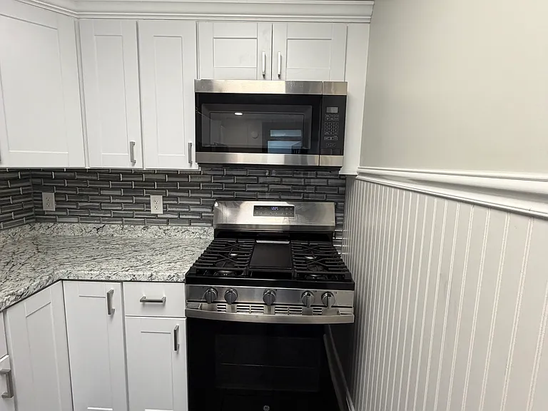 50 N Railroad St #1 — Photo 7