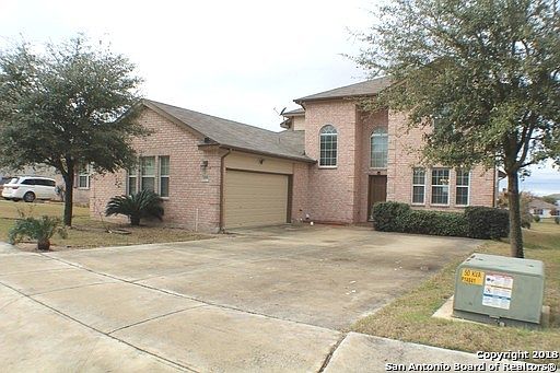 3rd image of 3755 Columbia Dr