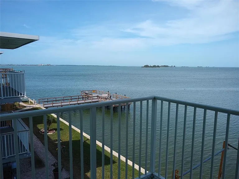 464 N Paula Dr N #323 — Photo 1