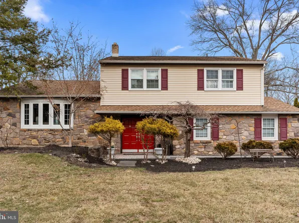 1221 Melody Ln, Southampton, PA 18966