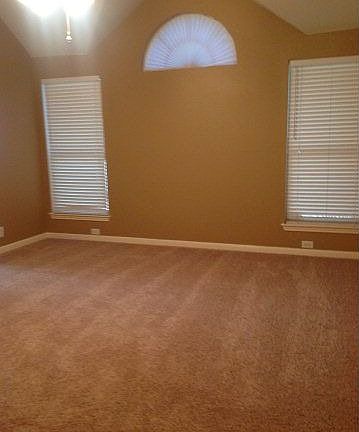 5th image of 1062 Rivertree Dr